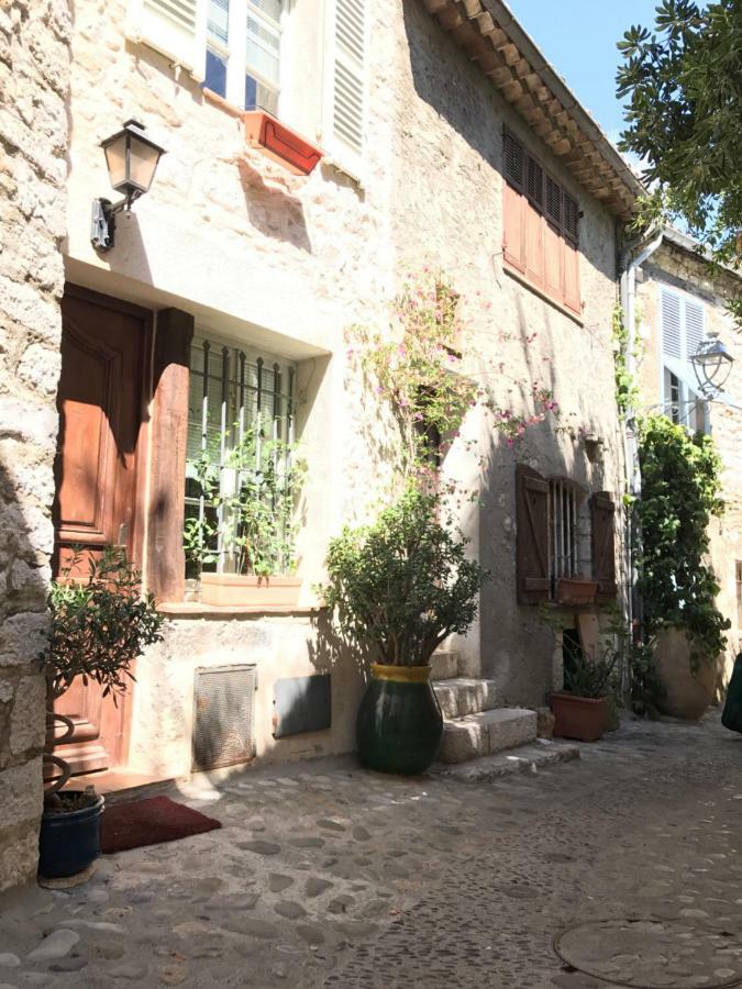 L'Elegante - Maison De Ville Avec Bains A Remous - Parking Inclus Saint-Paul-de-Vence Zewnętrze zdjęcie